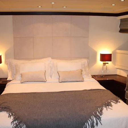 105 Ft Yacht 普沙罗